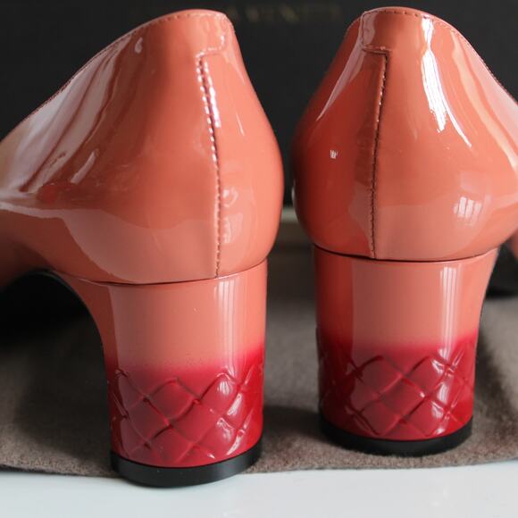 Bottega Veneta Coral Patent Leather Closed Toe Low Pumps - Picture 5 of 12